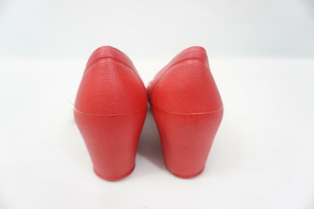 CROCS CAP TOE WEDGE USED 8 DARK RED/BLACK SLIP ON WEDGES/HEELS/SANDALS - Picture 5 of 9